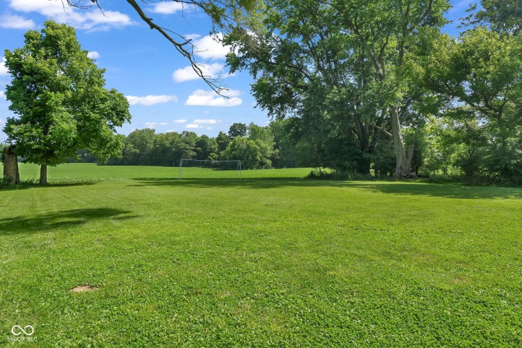 Listing Image 52