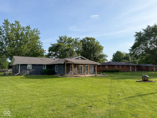 Listing Image 18