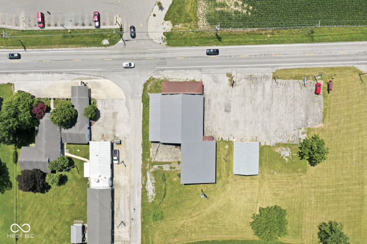 Listing Image 17