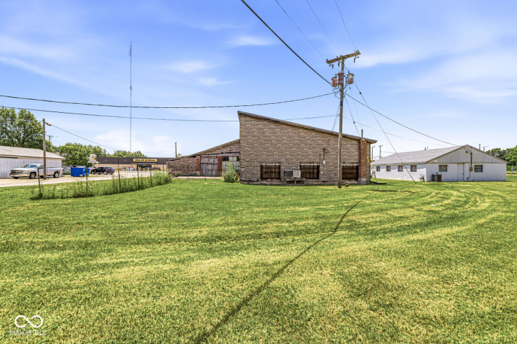 Listing Image 32