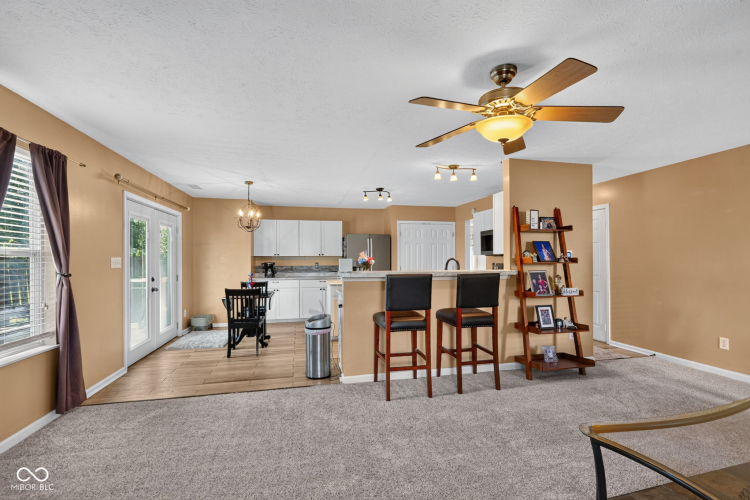 Listing Image 20