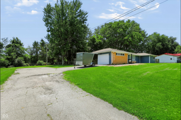 Listing Image 44