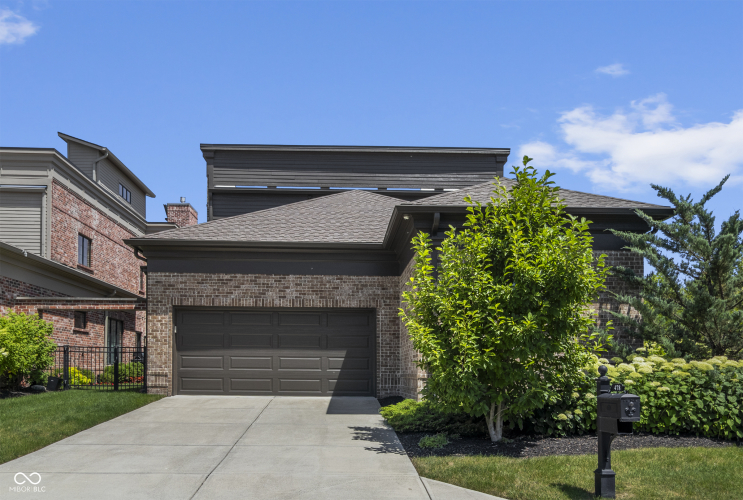 Listing Image 56