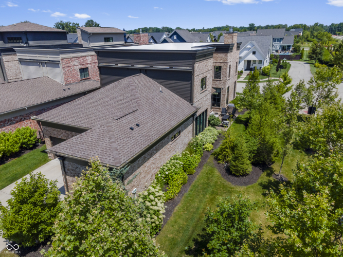 Listing Image 58