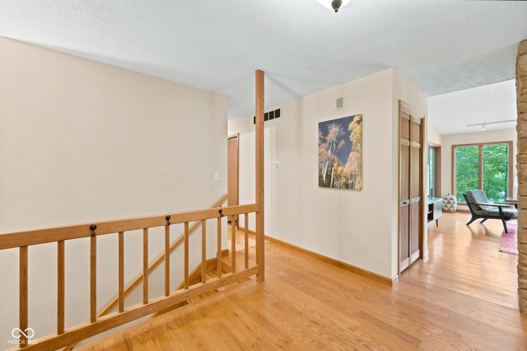 Listing Image 38