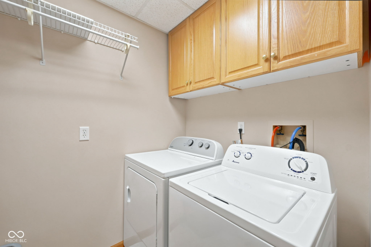 Listing Image 59