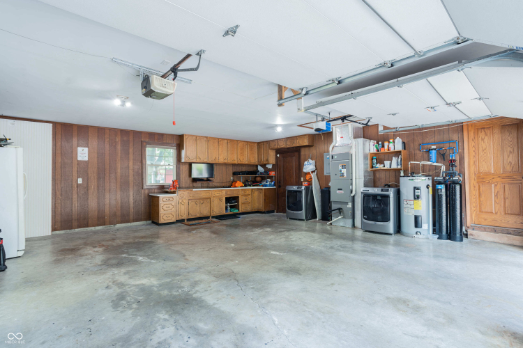Listing Image 53