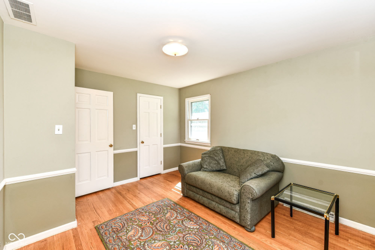 Listing Image 31