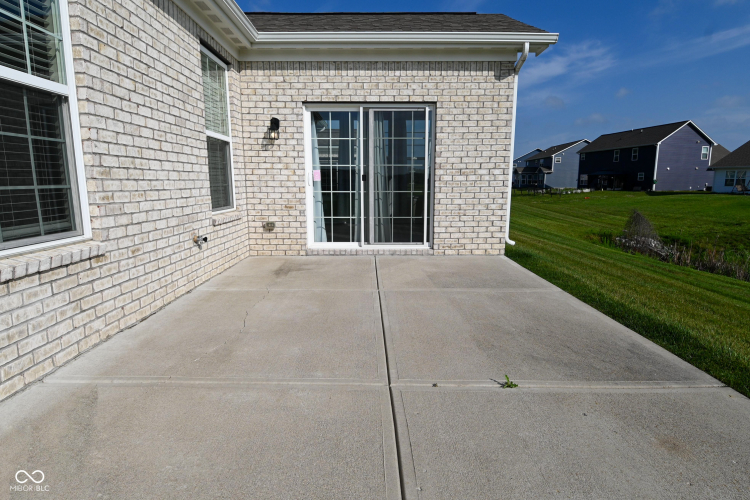 Listing Image 46