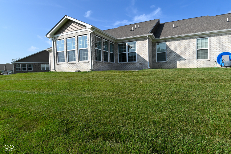 Listing Image 49