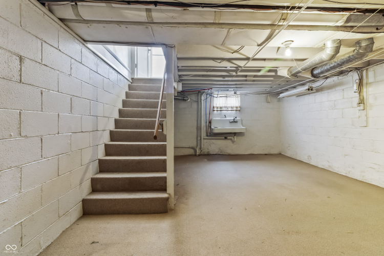 Listing Image 30