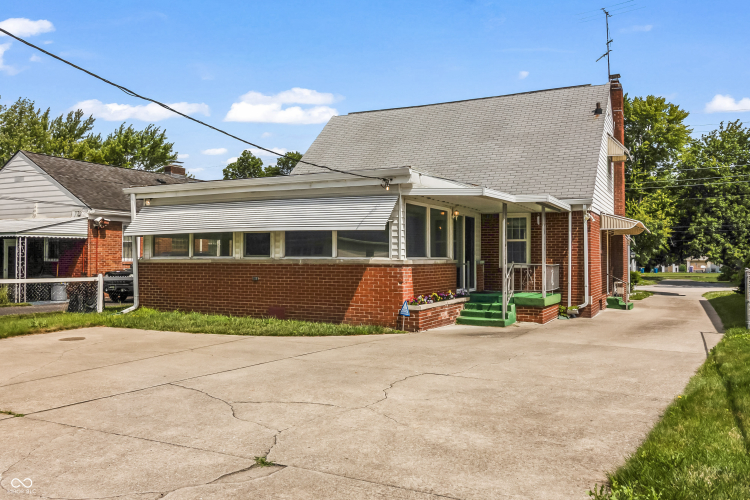 Listing Image 44