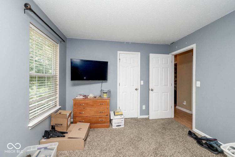 Listing Image 24