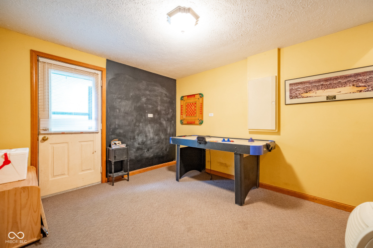 Listing Image 45