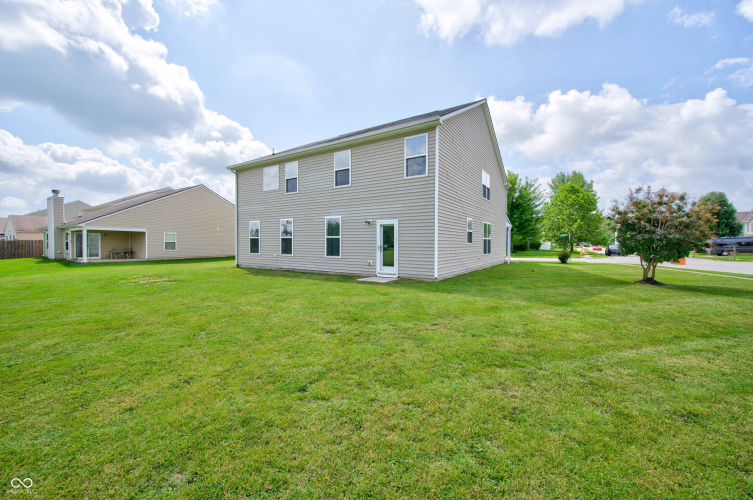 Listing Image 48