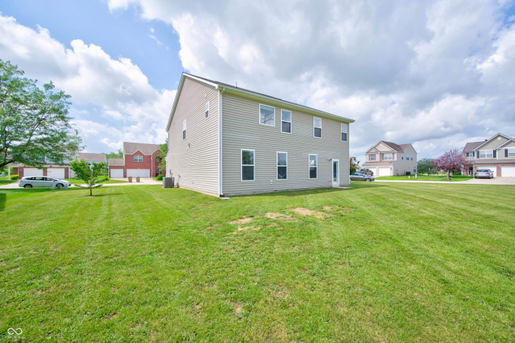 Listing Image 50