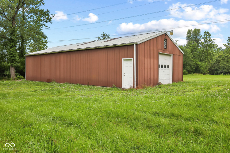 Listing Image 40