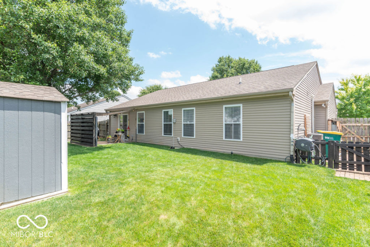 Listing Image 23