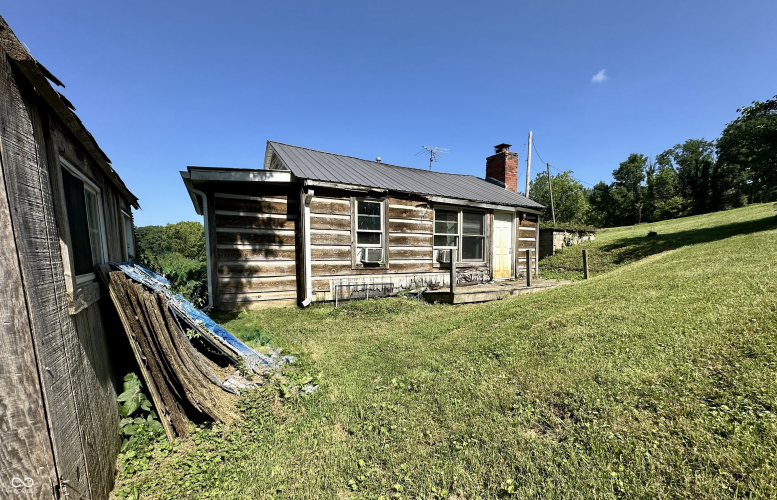 Listing Image 18