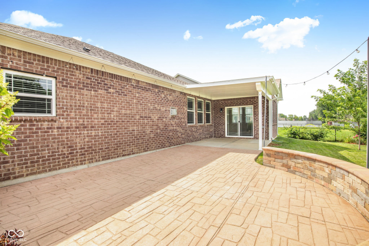 Listing Image 48