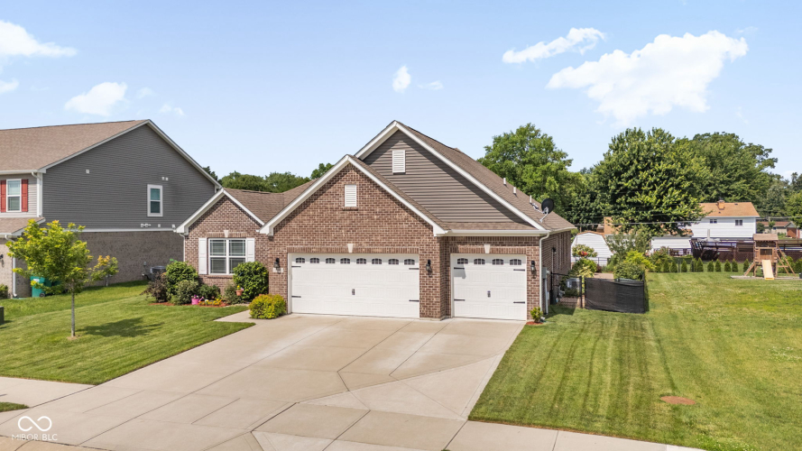 Listing Image 55