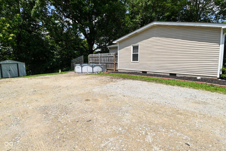 Listing Image 36