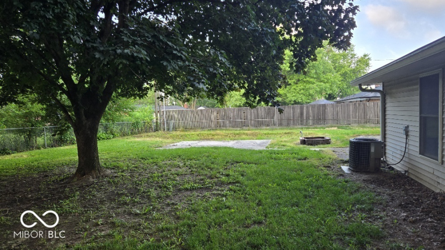 Listing Image 6
