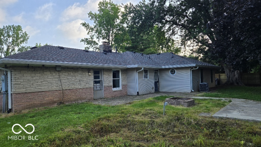 Listing Image 7