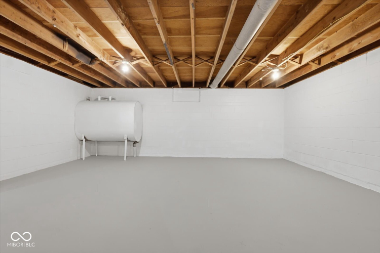 Listing Image 37