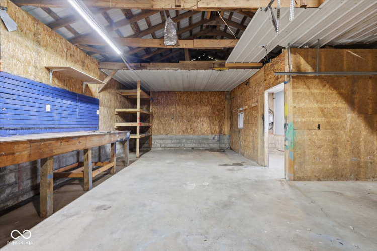 Listing Image 42