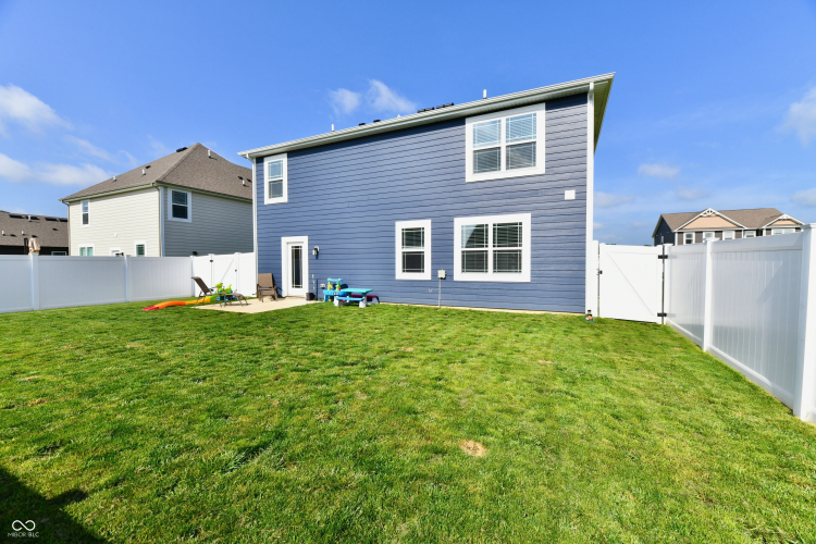 Listing Image 43
