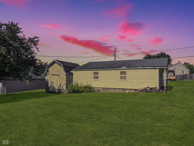 Listing Image 15