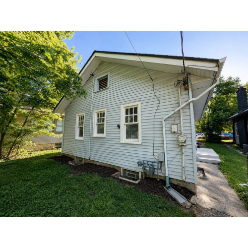 Listing Image 11