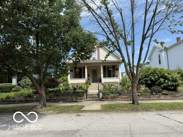 Listing Image 4