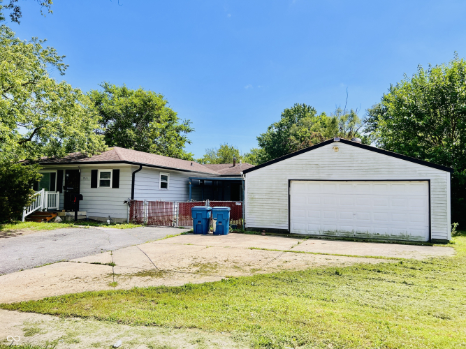 Listing Image 8