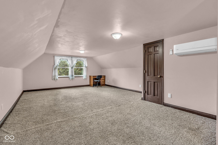 Listing Image 39