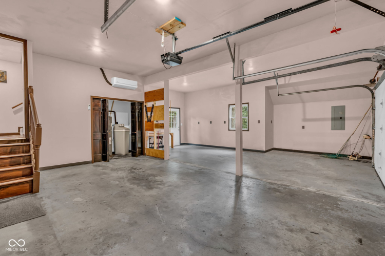 Listing Image 42