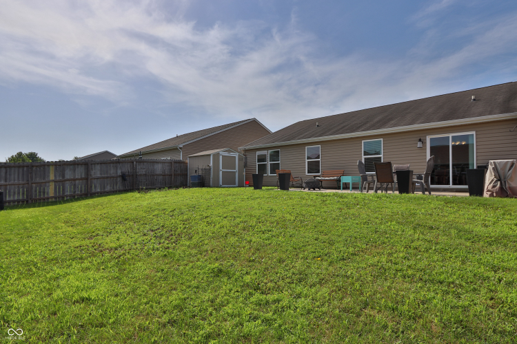 Listing Image 24