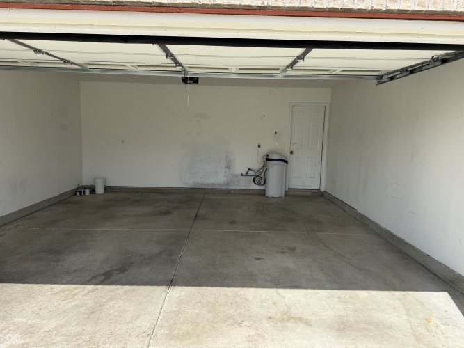 Listing Image 28