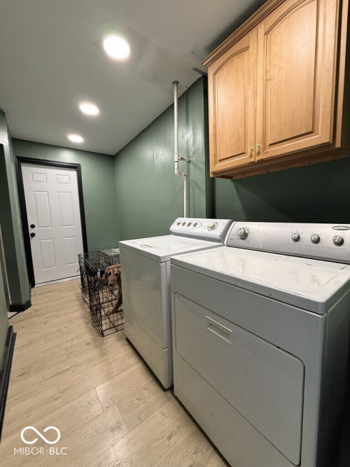 Listing Image 5