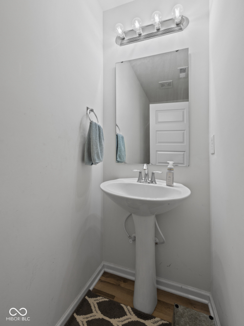 Listing Image 18
