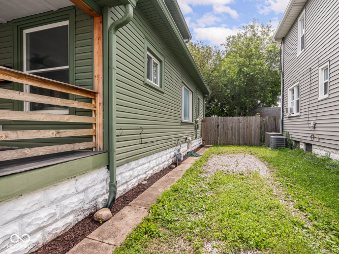 Listing Image 41