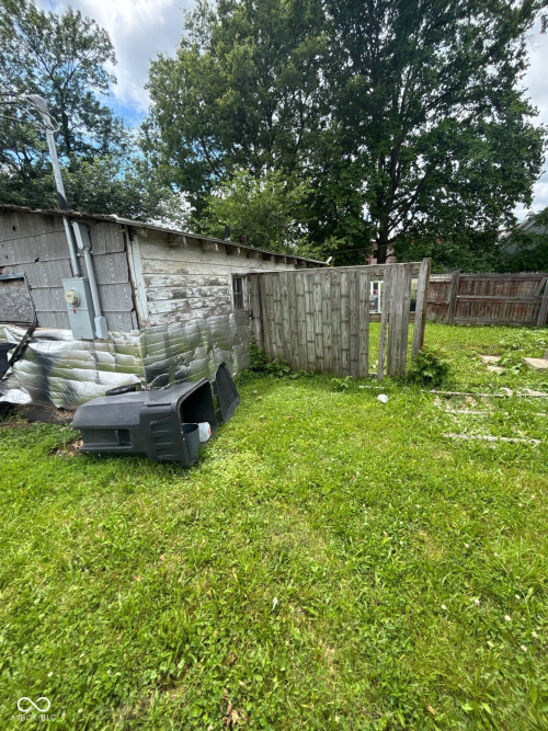 Listing Image 3