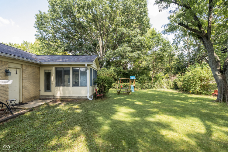 Listing Image 48