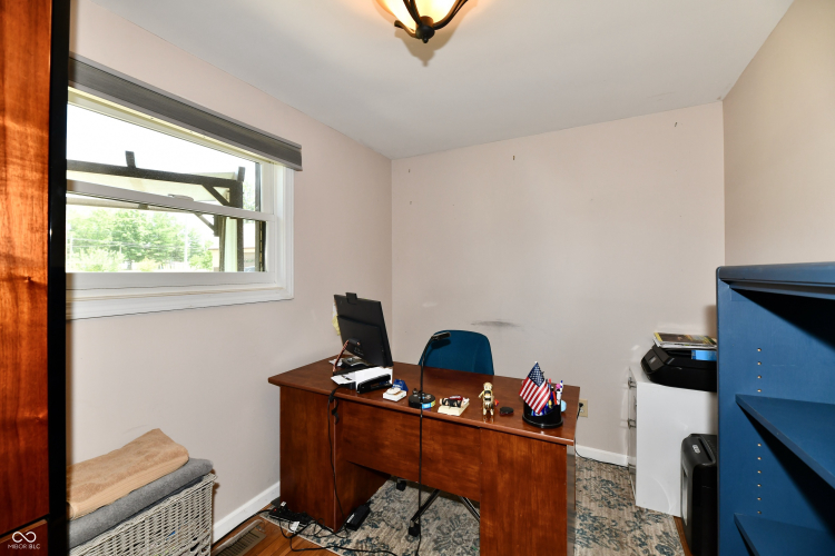 Listing Image 32