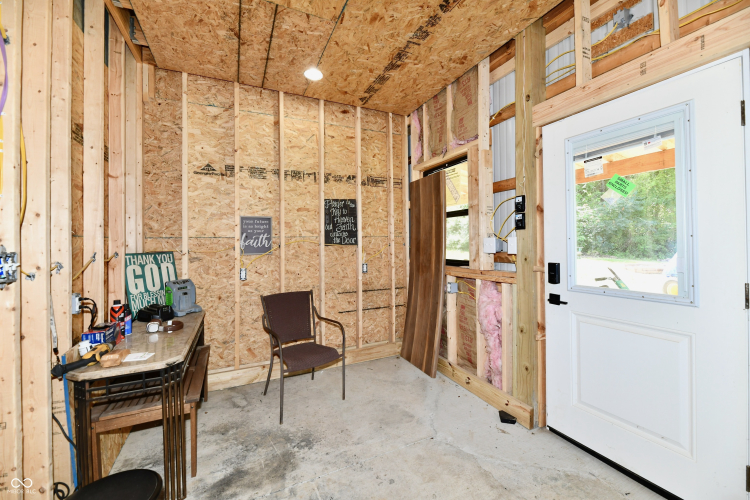 Listing Image 54