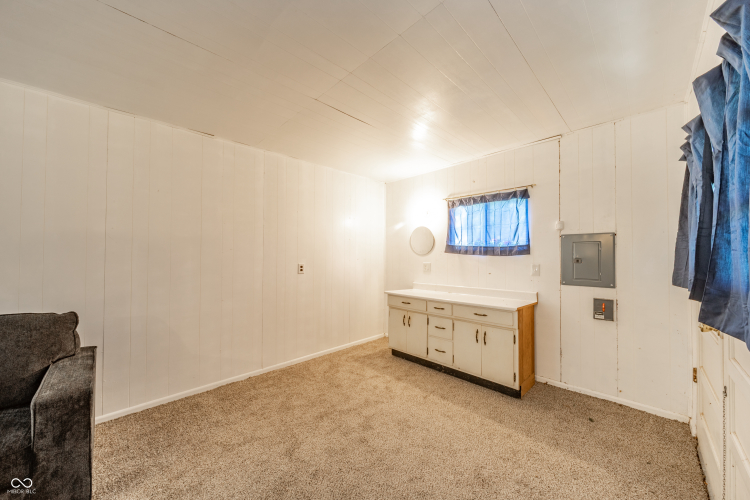 Listing Image 41