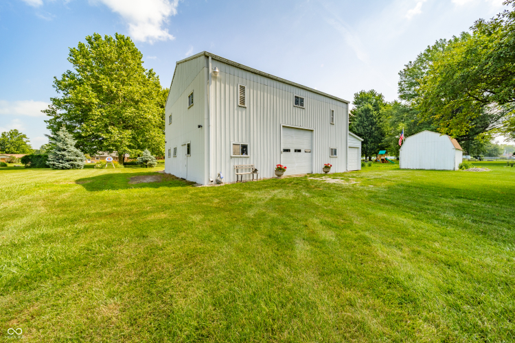 Listing Image 10