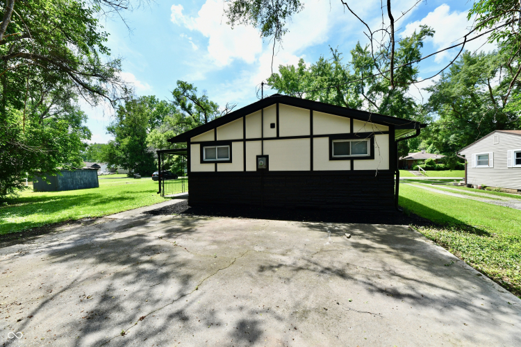 Listing Image 40