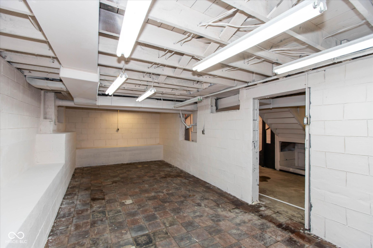 Listing Image 25